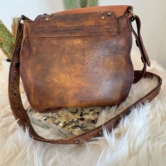 BED STU Rustic Studded Brown Leather Crossbody Bag - Picture 4 of 14